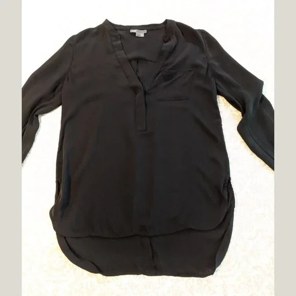 VINCE Black Rib Trim Half Placket Silk Popover Blouse Size 2 - Picture 3 of 13
